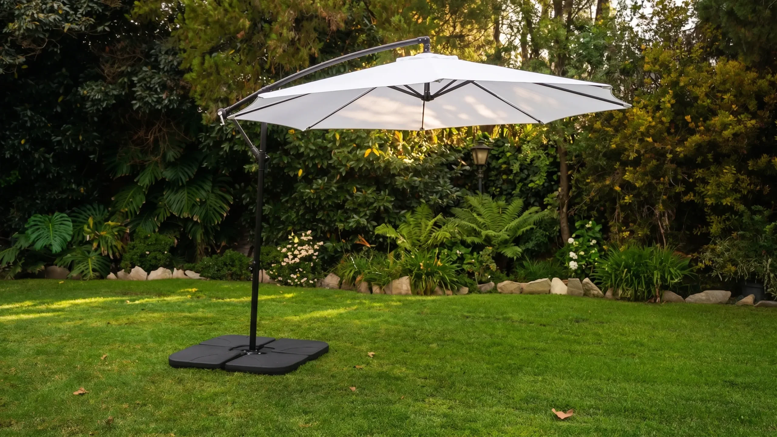 Sombrilla colgante (banana) - 3m de diametro - Semikon MJ1501-300